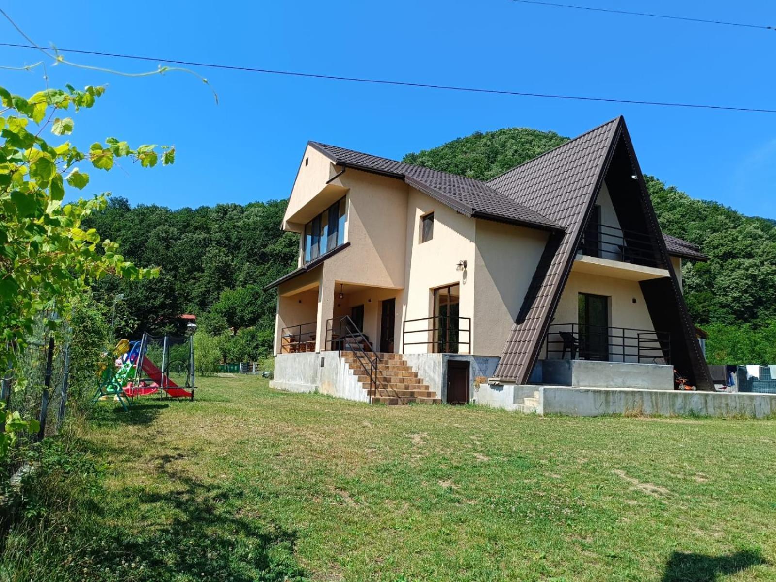 Ferienwohnung Casa Colt De Rai Ogradina Exterior foto